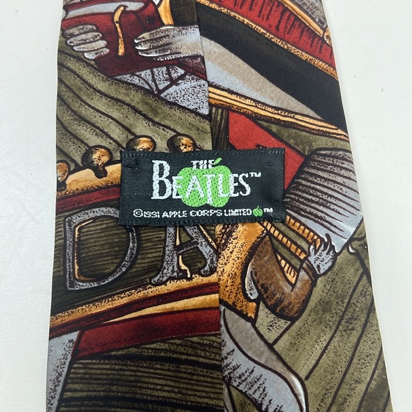 The Beatles Vintage Rocky Raccoon Song 100% Silk Tie - Picture 4 of 14